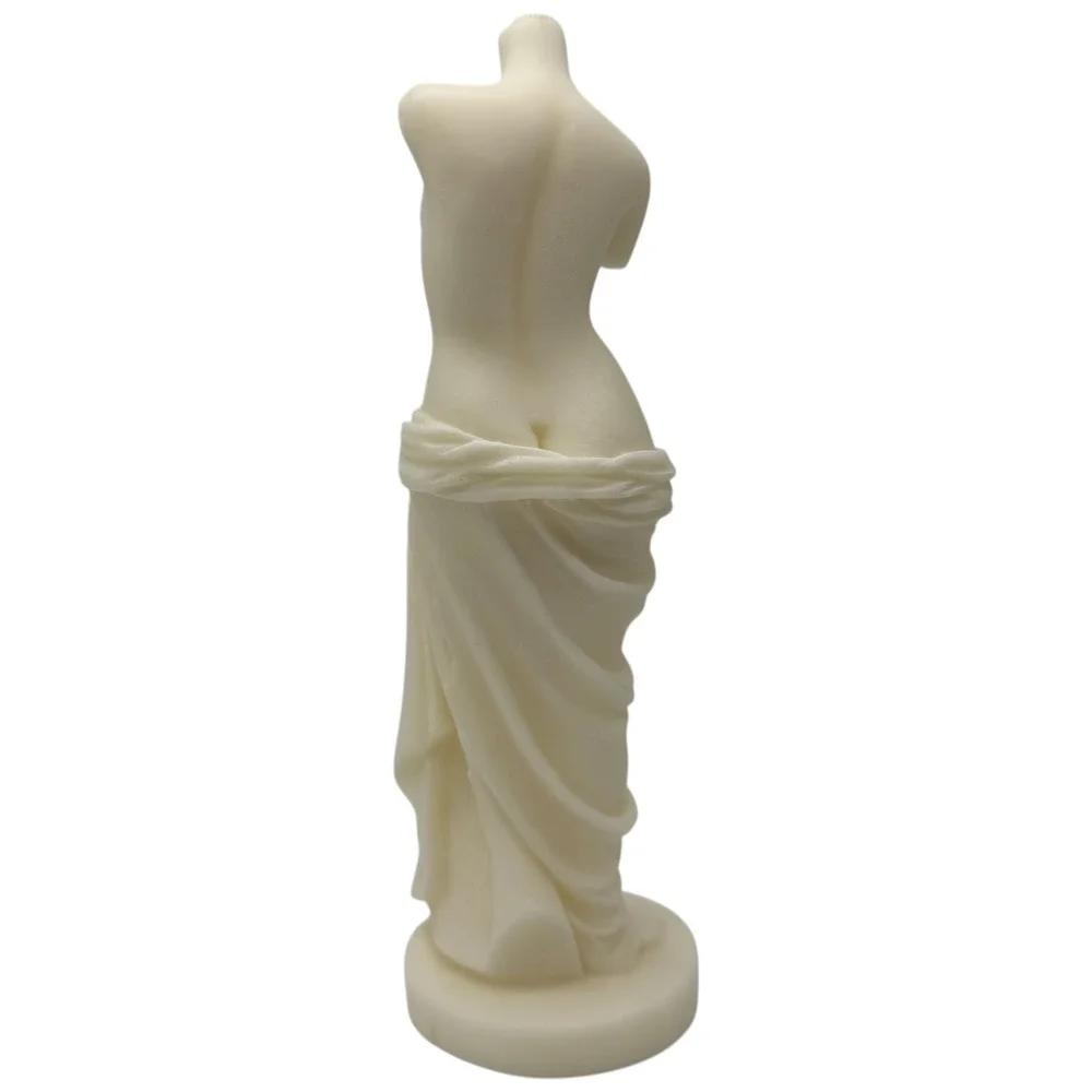Anais Candle sculptural artistry